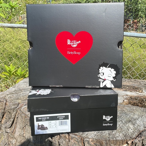 Dr. Martens 1461 BETTY BOOP LEATHER PLATFORM SHOES - Picture 3 of 15